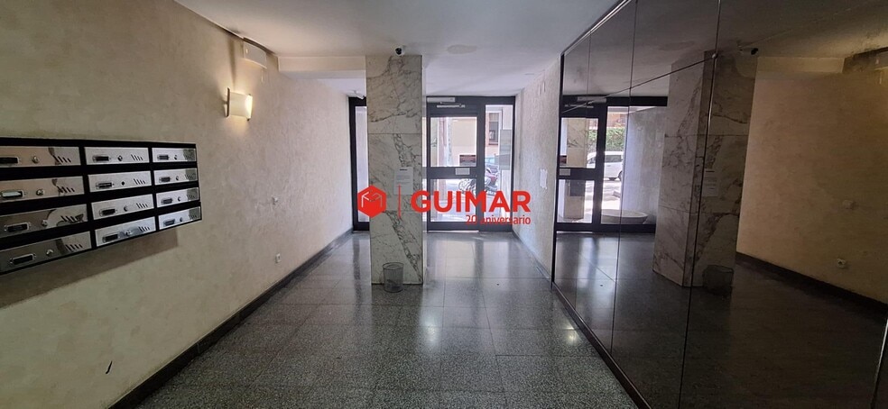 Multifamily in Barcelona, Barcelona for sale - Lobby - Image 1 of 1
