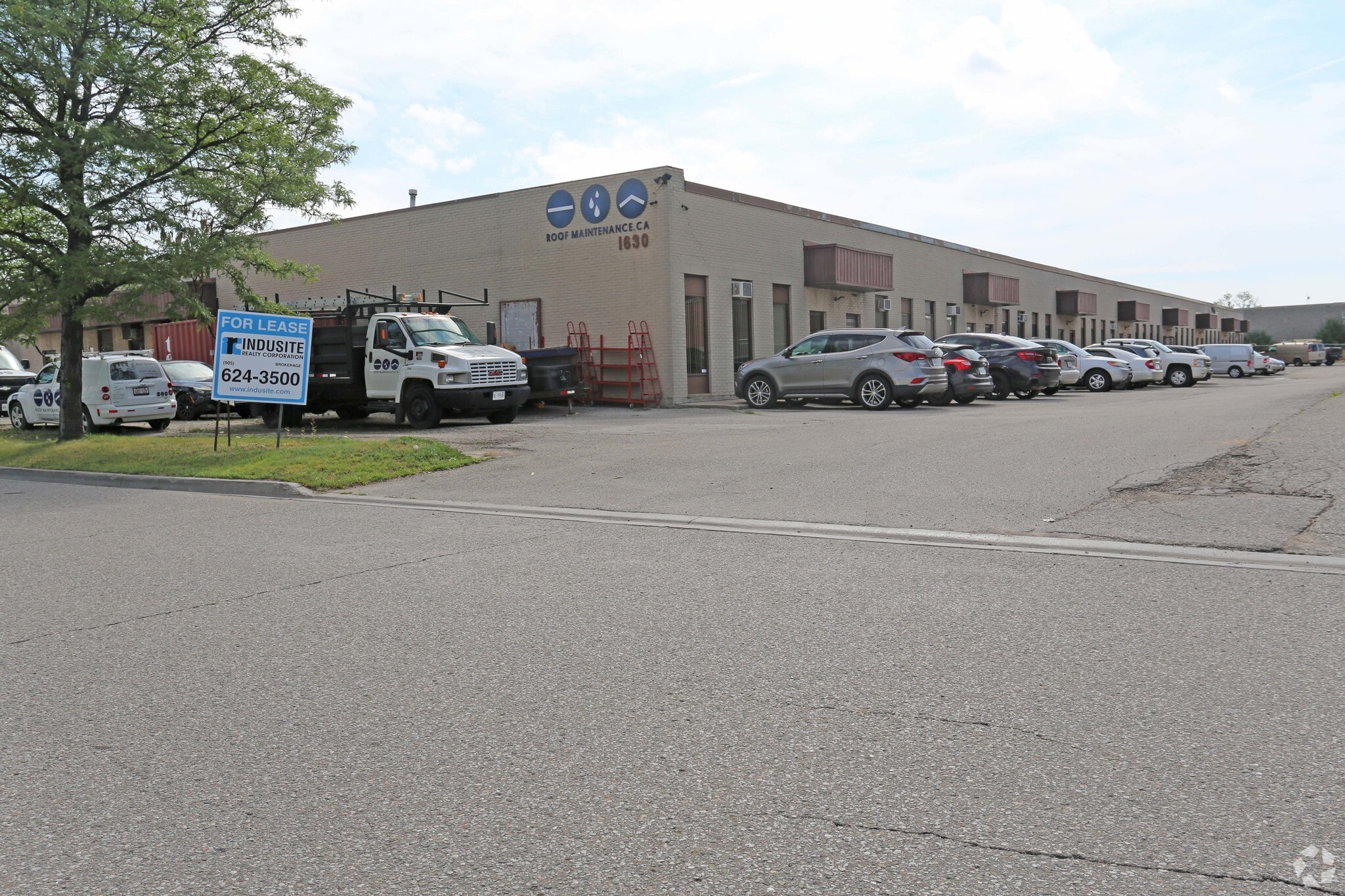 1630 Sismet Rd, Mississauga, ON for sale Primary Photo- Image 1 of 1