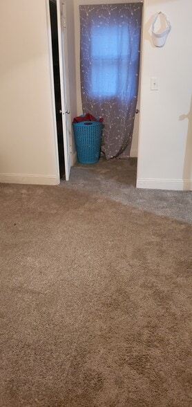 319 W Market St, Pottsville, PA for sale - Building Photo - Image 3 of 6