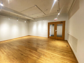 500 N Dearborn St, Chicago, IL for lease Interior Photo- Image 2 of 13