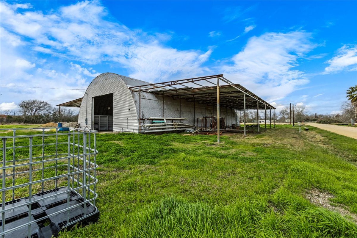 108 Palacios Avenue, La Ward, TX for sale Primary Photo- Image 1 of 11