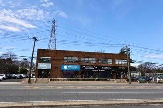87 Glen Cove Rd, Greenvale, NY for lease Building Photo- Image 1 of 2