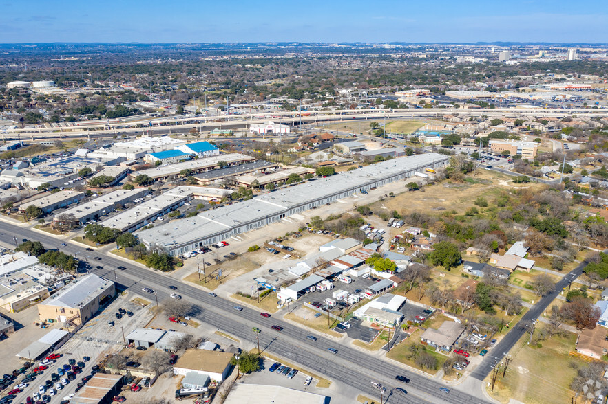 5405 Bandera Rd, San Antonio, TX for lease - Aerial - Image 2 of 10