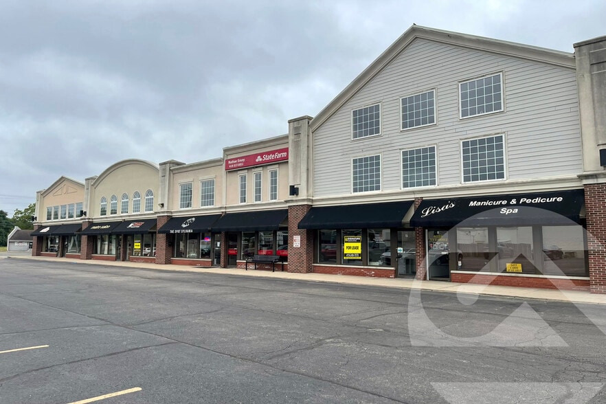 4024 N Holland Sylvania Rd, Toledo, OH for lease - Building Photo - Image 1 of 7