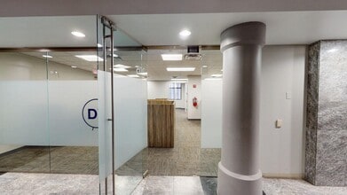 216 W Jackson Blvd, Chicago, IL for lease Interior Photo- Image 2 of 5