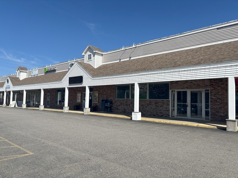 185 Townsend Ave, Boothbay Harbor, ME for lease - Building Photo - Image 3 of 10