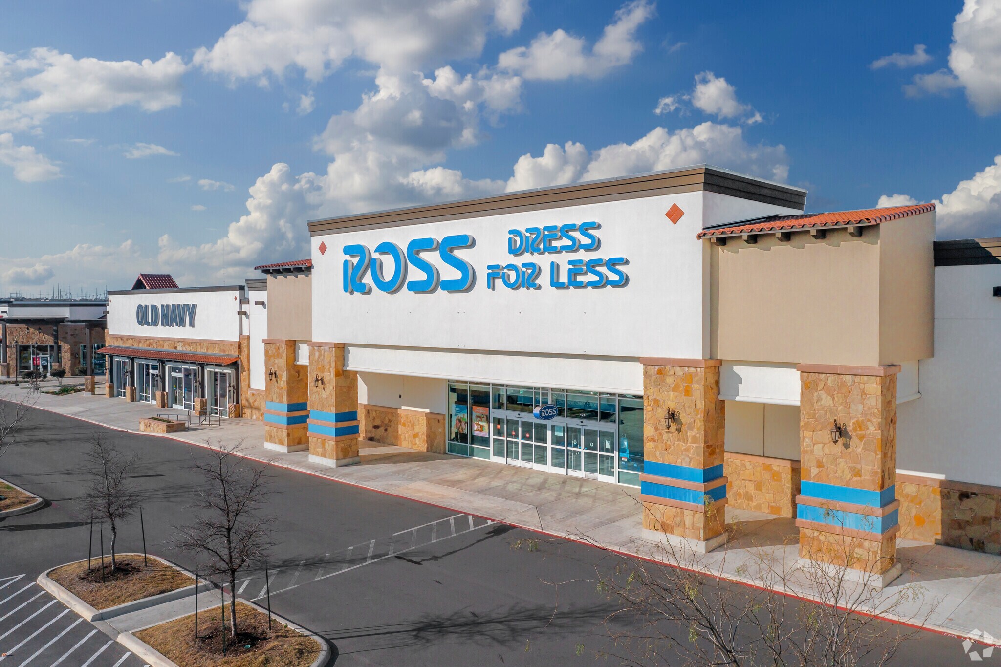 415 W Loop 1604 S, San Antonio, TX 78245 The Shops at Dove Creek