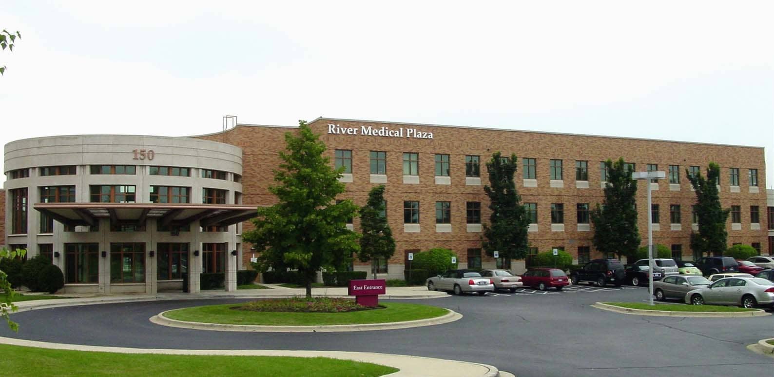 150 N River Rd, Des Plaines, IL for lease Primary Photo- Image 1 of 2