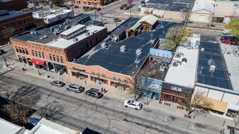 919 Main Avene - Pub