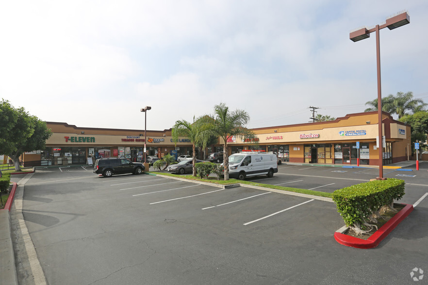 6151-6191 Atlantic Ave, Long Beach, CA for lease - Building Photo - Image 3 of 3