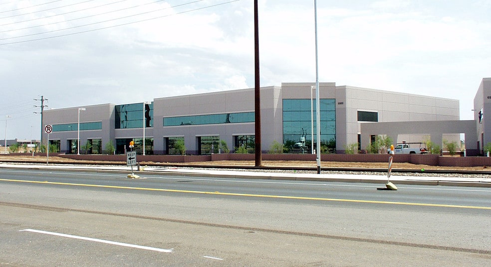 6900 W Morelos Pl, Chandler, AZ for lease - Building Photo - Image 1 of 11