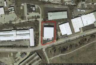 2517 Adie Rd, Maryland Heights, MO - AERIAL map view