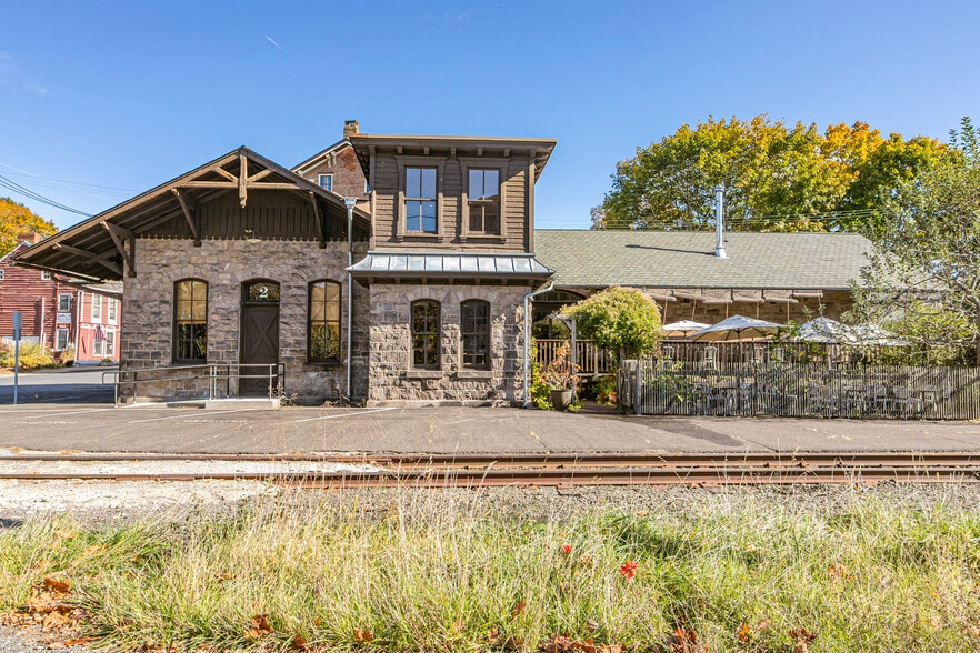 2 Bridge St, Milford, NJ for sale - Building Photo - Image 1 of 51