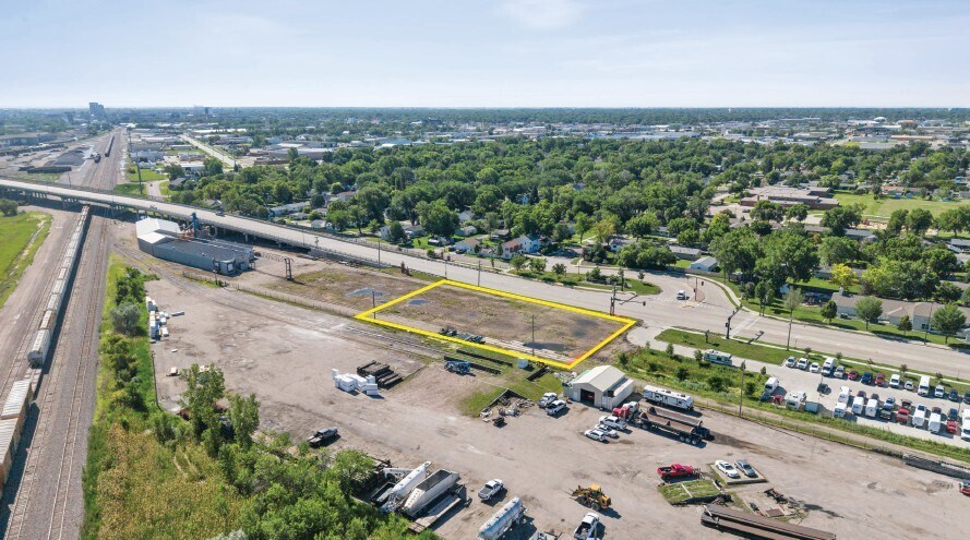 2801 12th N ave, Fargo, ND for sale Primary Photo- Image 1 of 3