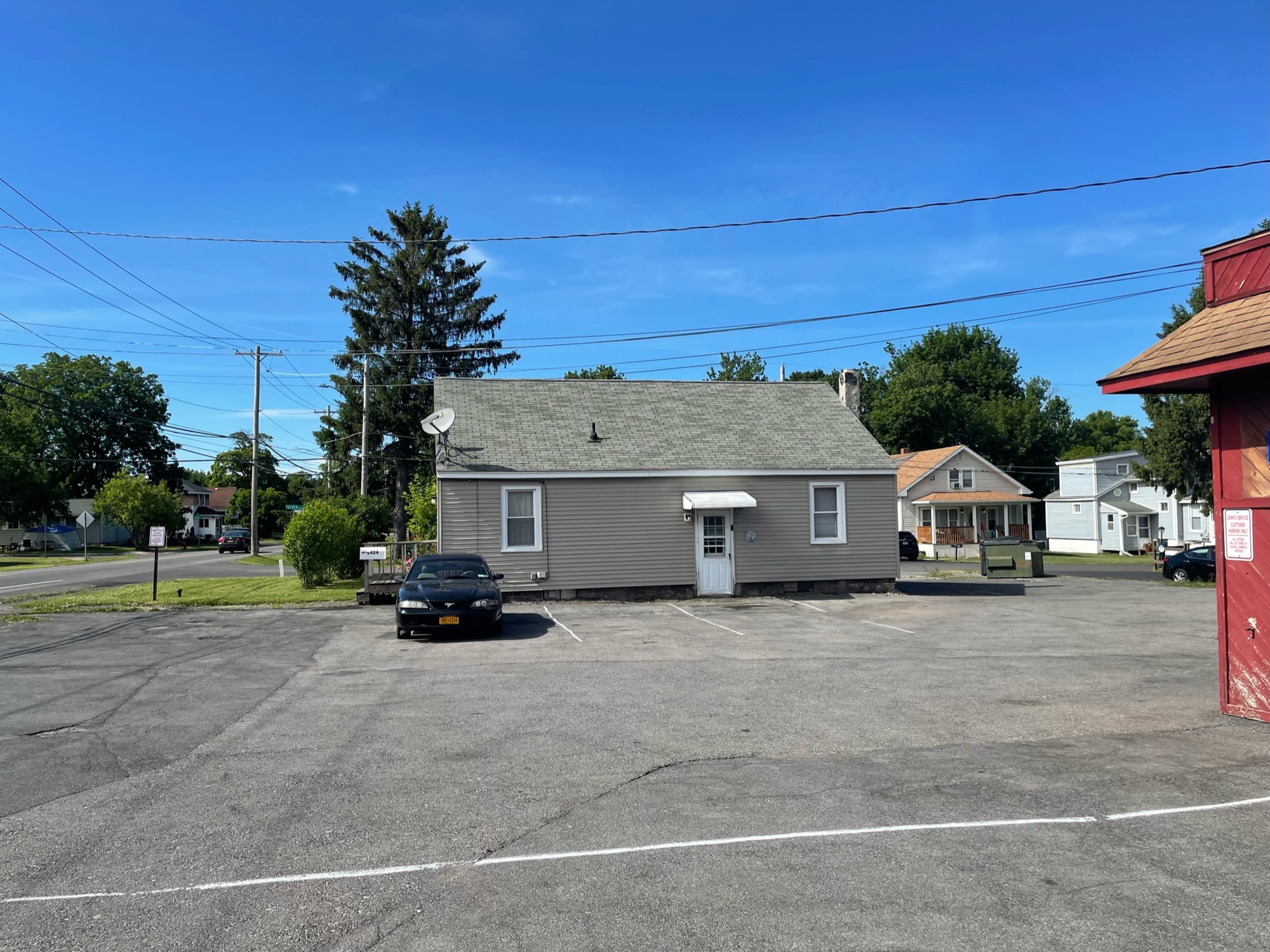 422 Kinne St, East Syracuse, NY 13057 Retail for Sale