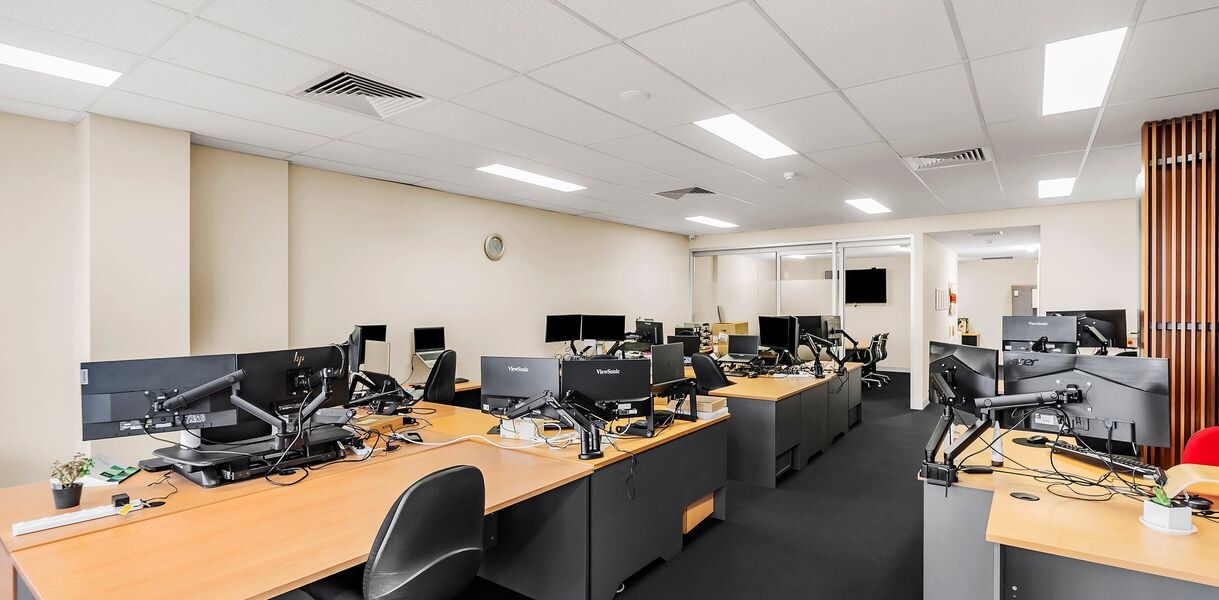 339 Mitcham Rd, Mitcham, VIC 3132 - Unit 4 - - Interior Photo - Image 2 of 5