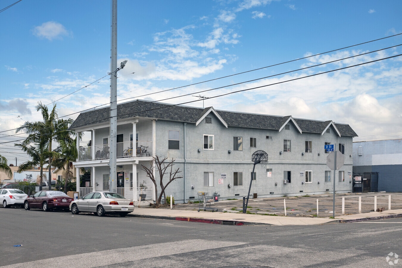 126 W D St, Wilmington, CA 90744