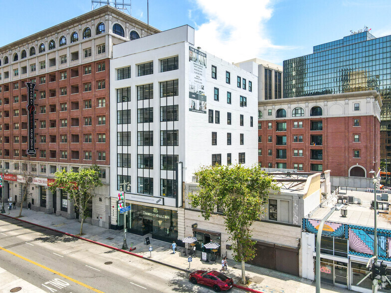 950 S Broadway, Los Angeles, CA for lease - Building Photo - Image 3 of 37