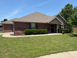 More details for 4 Occupied Homes - Group 2 – Multifamily for Sale, Rogers, AR