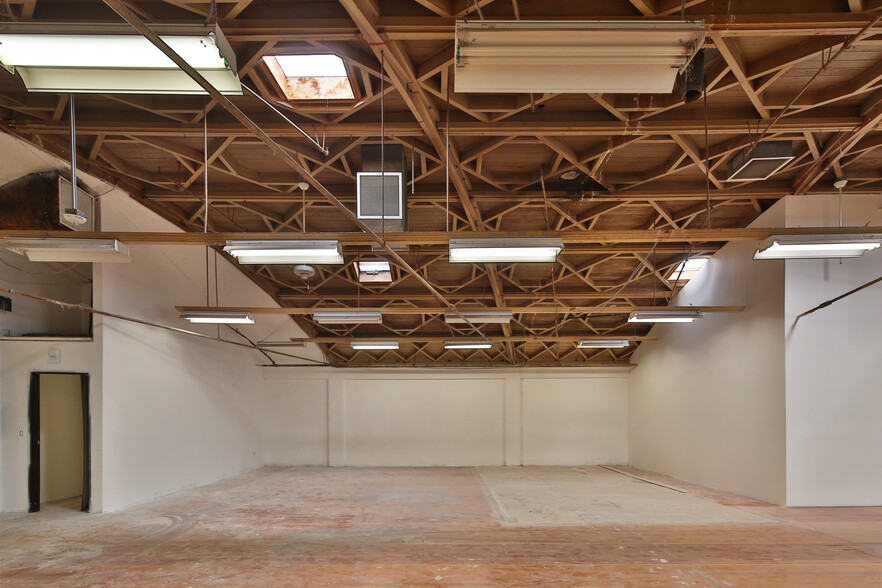 735 S La Brea Ave, Los Angeles, CA for lease - Interior Photo - Image 2 of 6