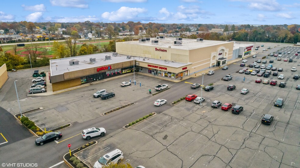 5500 Sunrise Hwy, Massapequa, NY for lease - Building Photo - Image 2 of 6