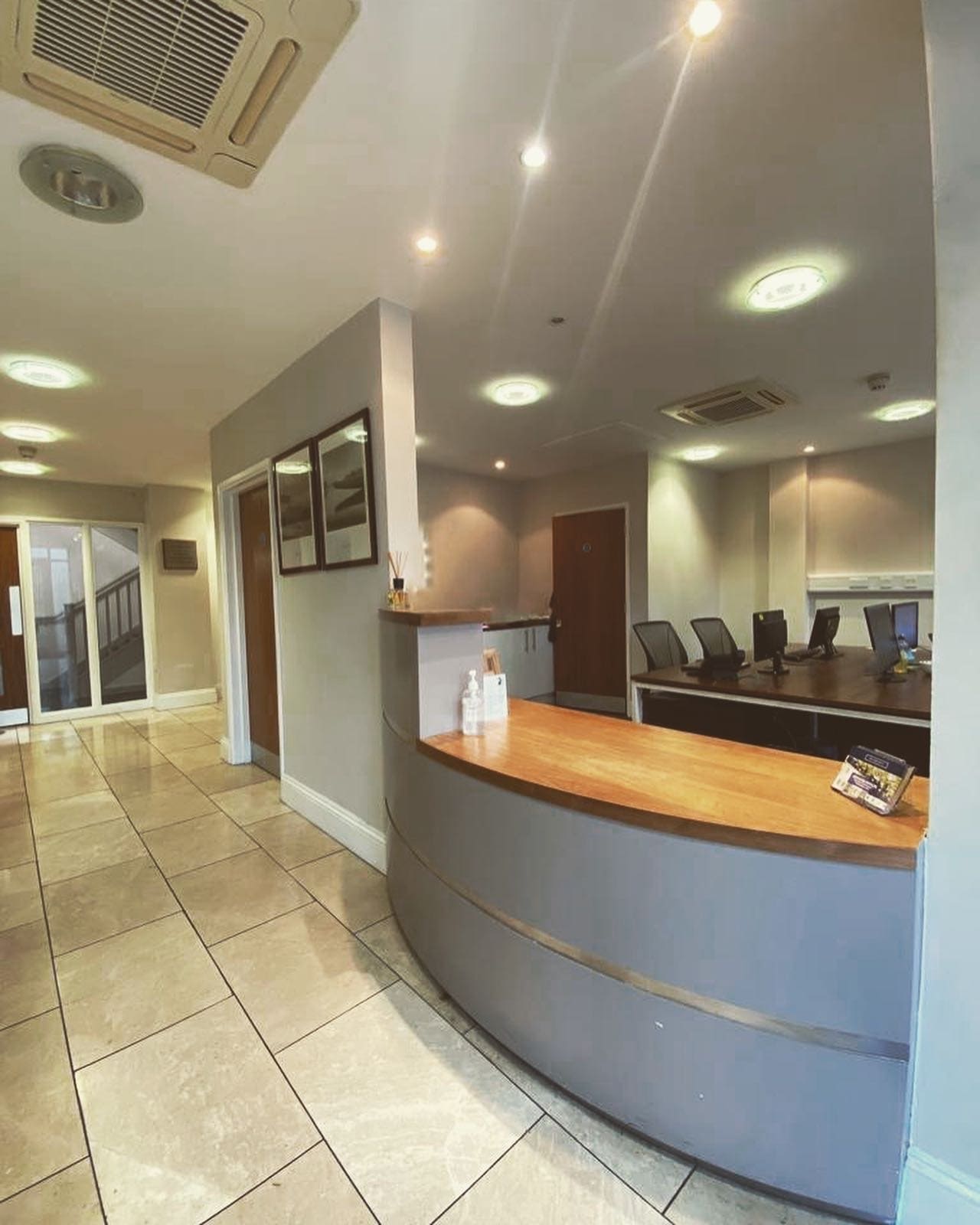 River Lawn Rd, Tonbridge for lease Interior Photo- Image 1 of 6