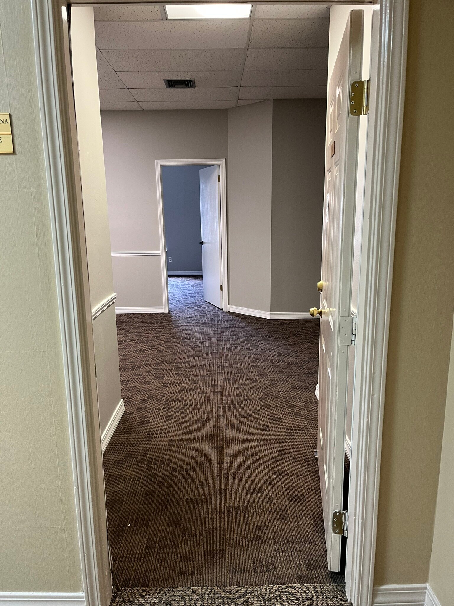 1110 Hillcrest Rd, Mobile, AL for lease Interior Photo- Image 1 of 24