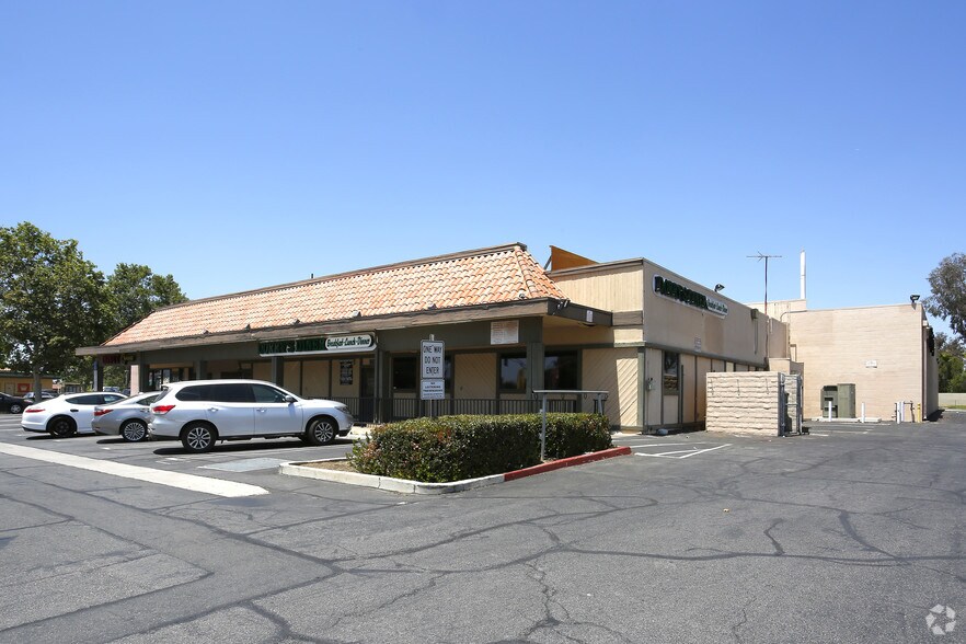 1712017136 Van Buren Blvd, Riverside, CA 92504 Retail for Lease