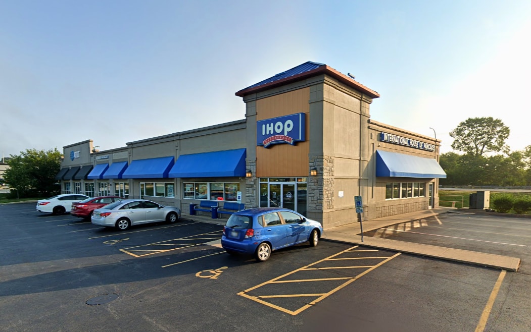 5001 N Big Hollow Rd, Peoria, IL for lease Building Photo- Image 1 of 7