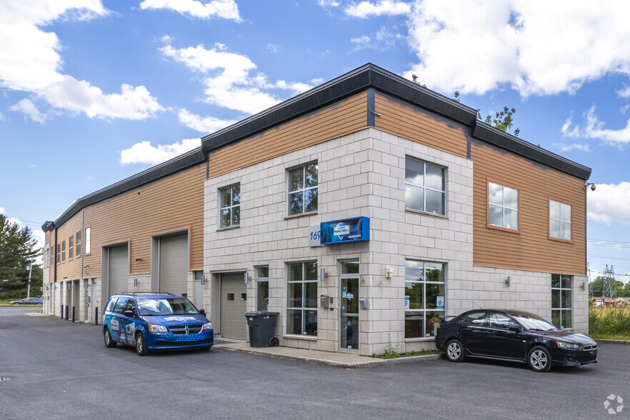 1691 Boul De Périgny, Chambly, QC for lease - Building Photo - Image 2 of 3