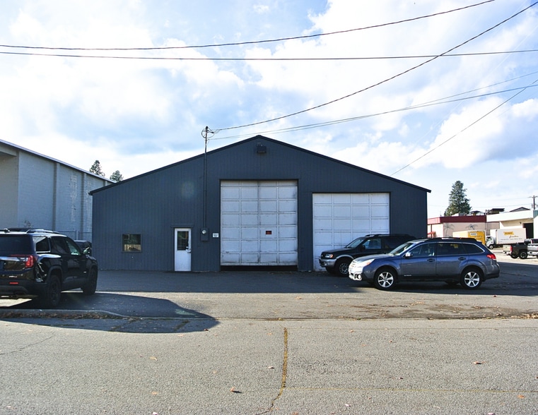 1523 N 2nd St, Coeur d'Alene, ID for lease - Building Photo - Image 2 of 18