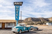 Abe's Motel and Fly Shop - Motel