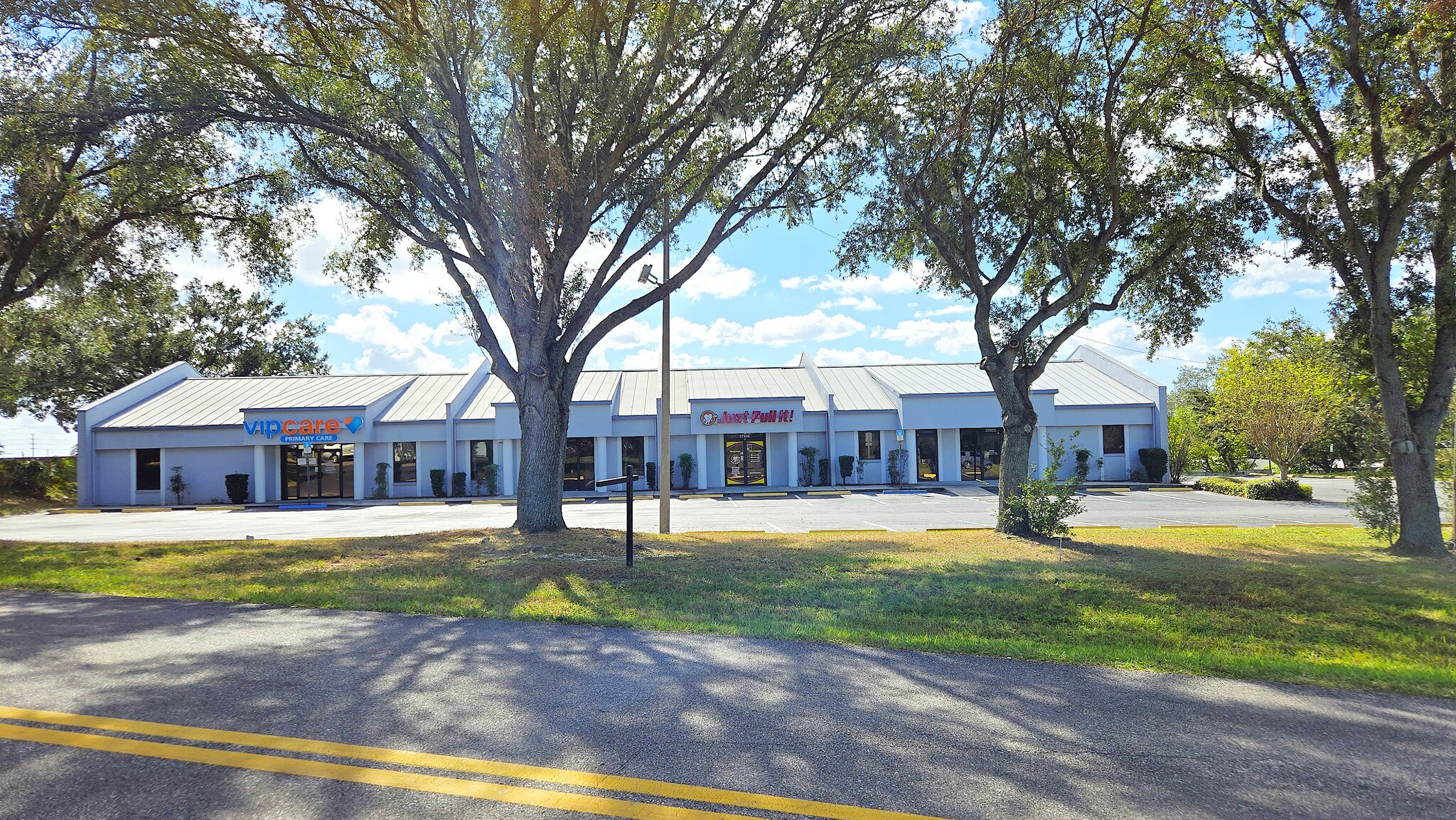 37810 Medical Arts Ct, Zephyrhills, FL for sale Building Photo- Image 1 of 115