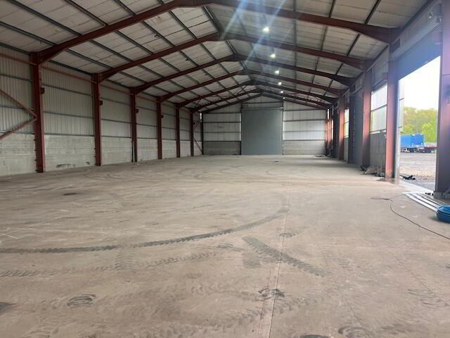 27 Reenaderry Rd, Dungannon for lease Interior Photo- Image 1 of 3