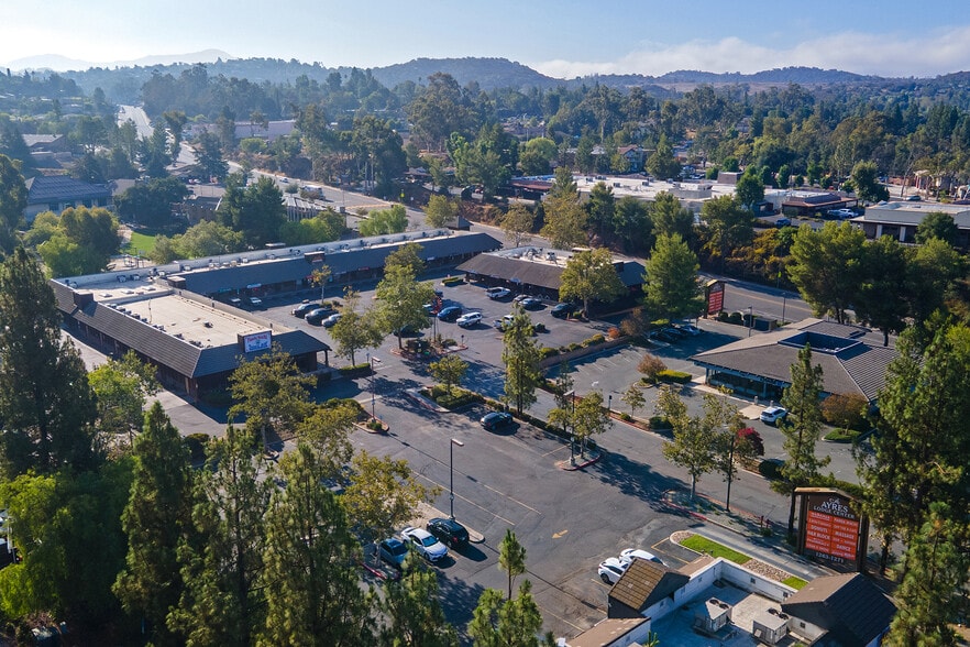 1730 Alpine Blvd, Alpine, CA for lease - Building Photo - Image 2 of 15