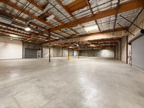 2842 N Business Park Ave, Fresno, CA for lease Building Photo- Image 1 of 1