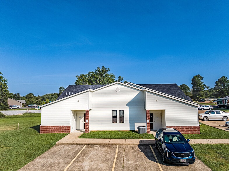 1821 E Main St, Mountain View, AR for sale - Building Photo - Image 2 of 12