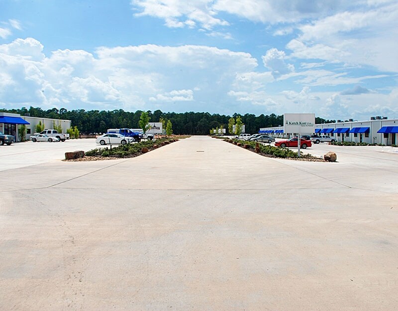 13614-13626 Poplar Cir, Conroe, TX for sale Primary Photo- Image 1 of 1