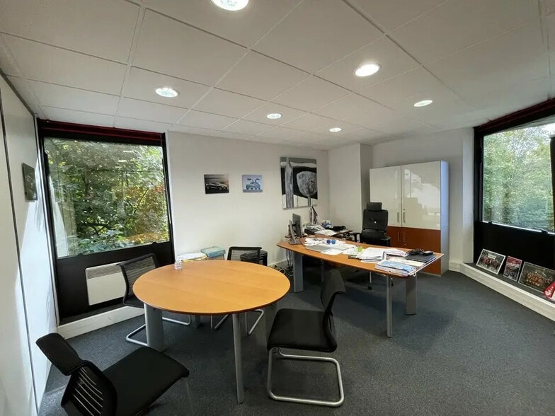 Office in Oberhausbergen for lease - Interior Photo - Image 3 of 7