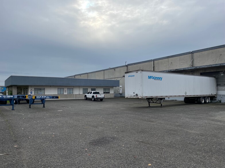 2330 Port of Tacoma Rd, Tacoma, WA for lease - Building Photo - Image 1 of 7