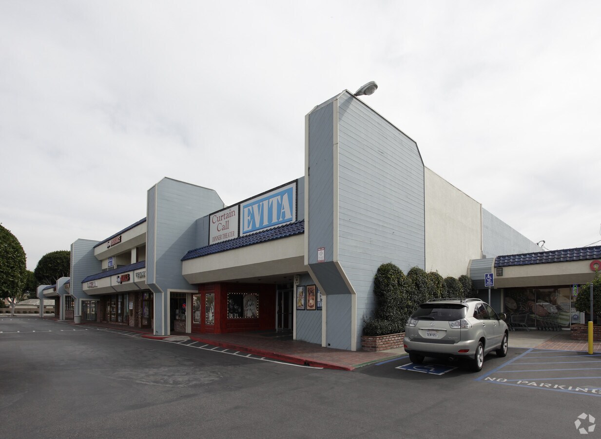 600712 El Camino Real Rd, Tustin, CA 92780