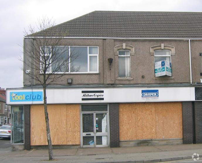 221-223 Grimsby Rd, Cleethorpes for lease - Building Photo - Image 2 of 4