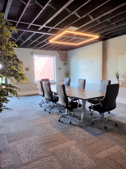 152-158 N Water Ave, Gallatin, TN for lease - Interior Photo - Image 1 of 21