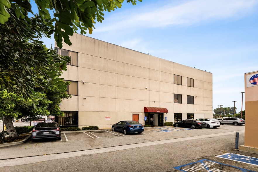 10301-10303 Garvey Ave portfolio of 2 properties for sale on LoopNet.com - Building Photo - Image 3 of 27