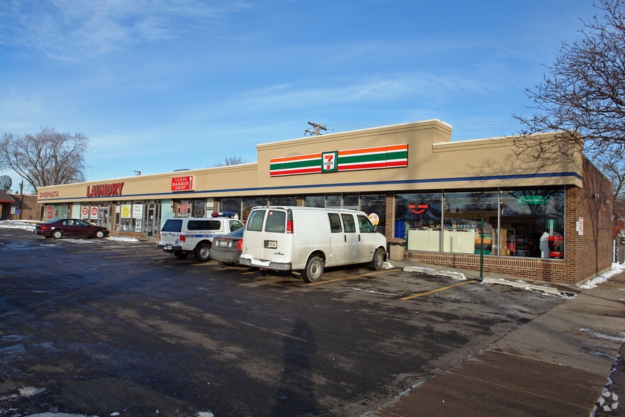 146-162 E North Ave, Northlake, IL for lease - Building Photo - Image 2 of 6