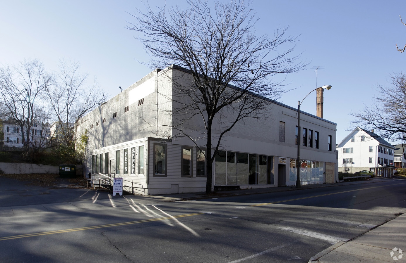 325 Water St, Fitchburg, MA 01420