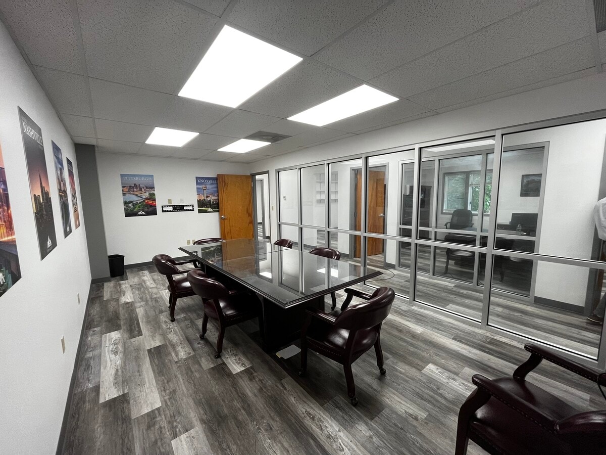 5010 E Trindle Rd, Mechanicsburg, PA 17050 - Unit 201 - - Interior Photo - Image 2 of 5
