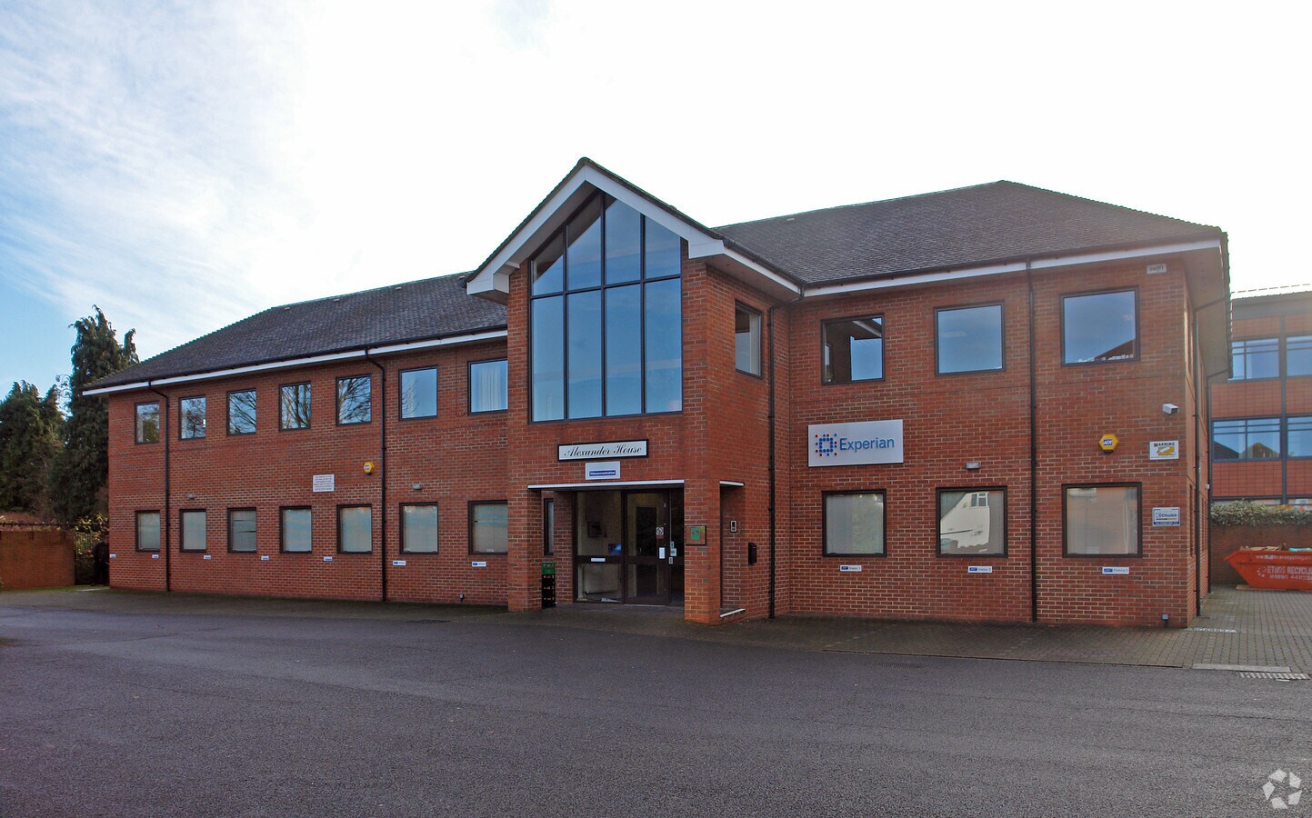 Dedmere Rd, Marlow, BKM SL7 1FX