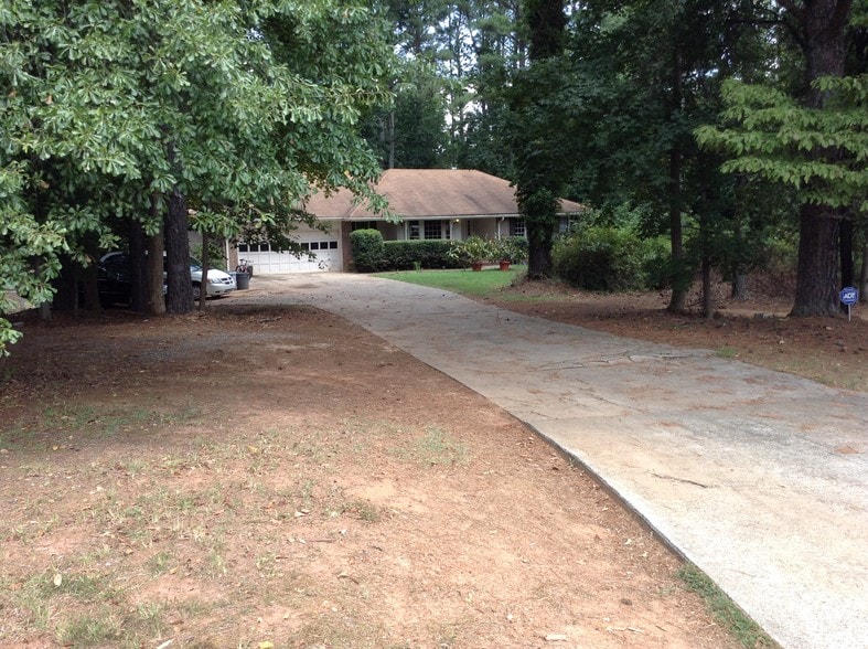 485 W Crossville Rd, Roswell, GA for sale - Primary Photo - Image 1 of 1