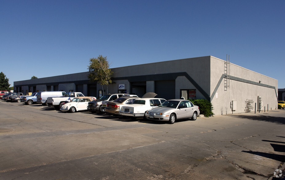 472 Laredo St, Aurora, CO for lease - Building Photo - Image 2 of 5